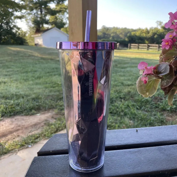 Starbucks Purple Faceted Tumbler Purple METALLIC Lid 24oz Cup 2014 - Picture 2 of 5